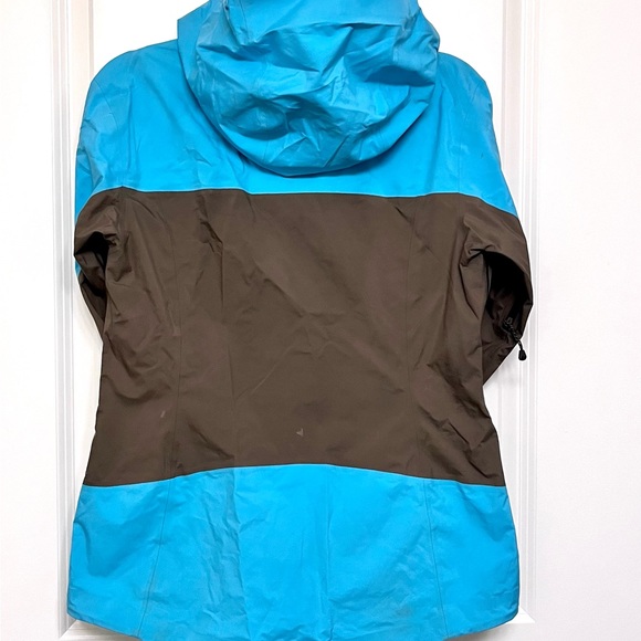 First Ascent Ski Shell - Picture 3 of 12